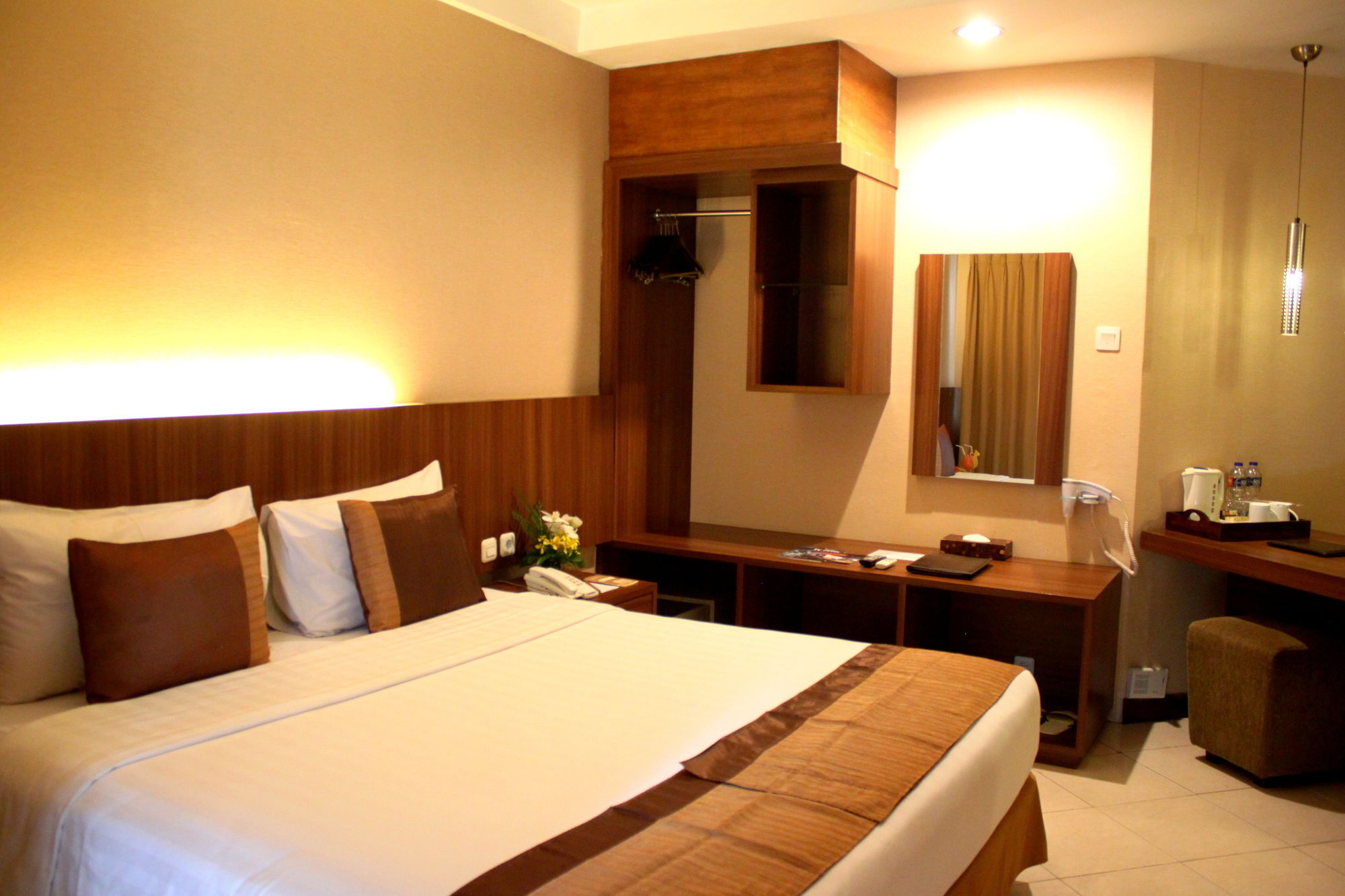 The Majesty Hotel Bandung Exterior foto